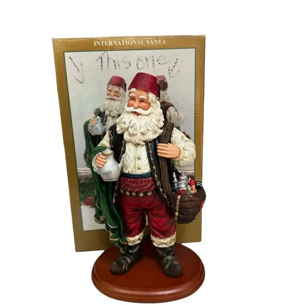 Dillard's Trimmings Vintage International Santa Figurine country Turkey 8” tall